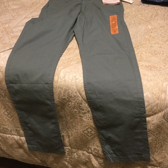 dockers washed khaki slim tapered